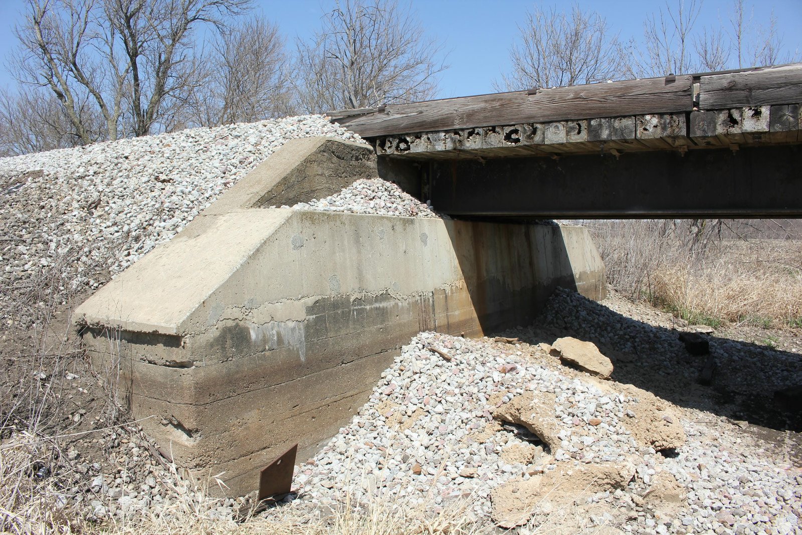West abutment